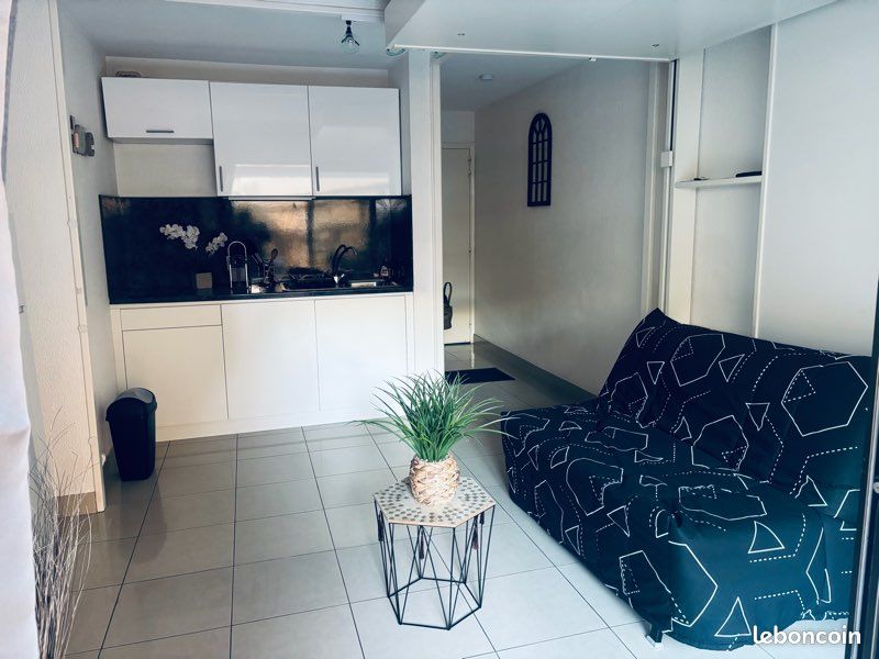 Appartement 2 pièces 25 m² · à Fréjus · 25 m² · 700 €/mois