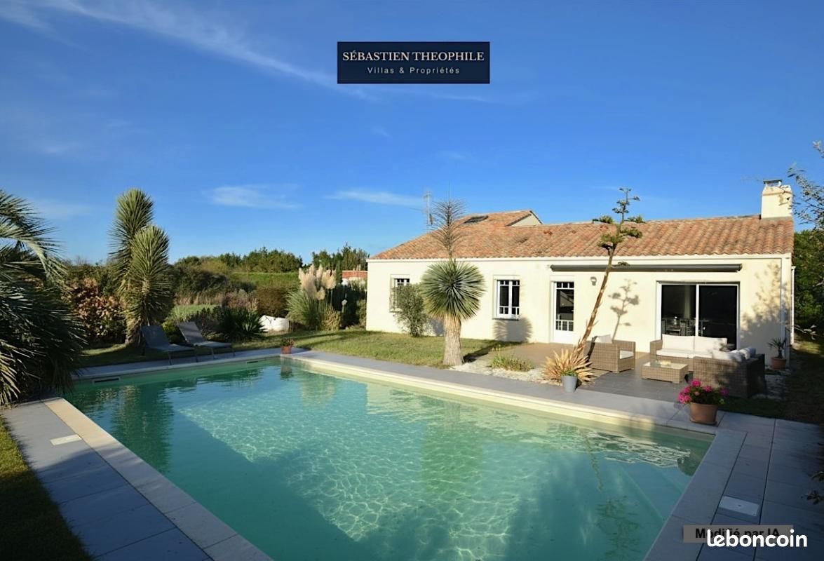 Maison 7 pièces 160 m² · au Fenouiller · 160 m² · 449 900 €