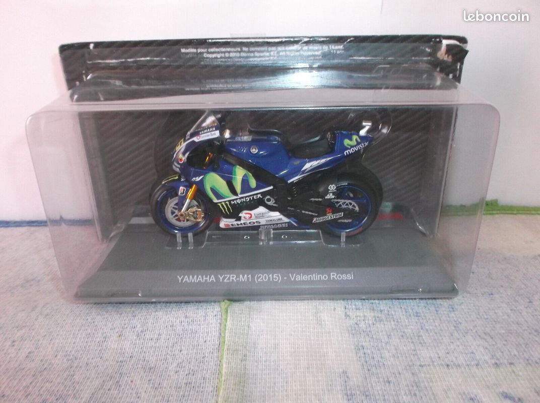 Construye la Yamaha YZR-M1 de Valentino Rossi 1:4 Altaya España