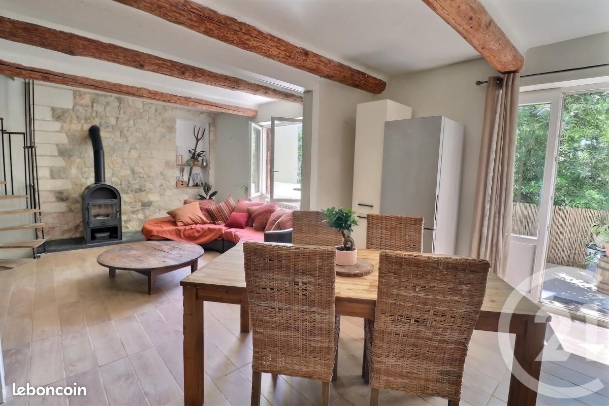 Maison 4 pièces 91 m² · à Mormoiron · 91 m² · 240 000 €