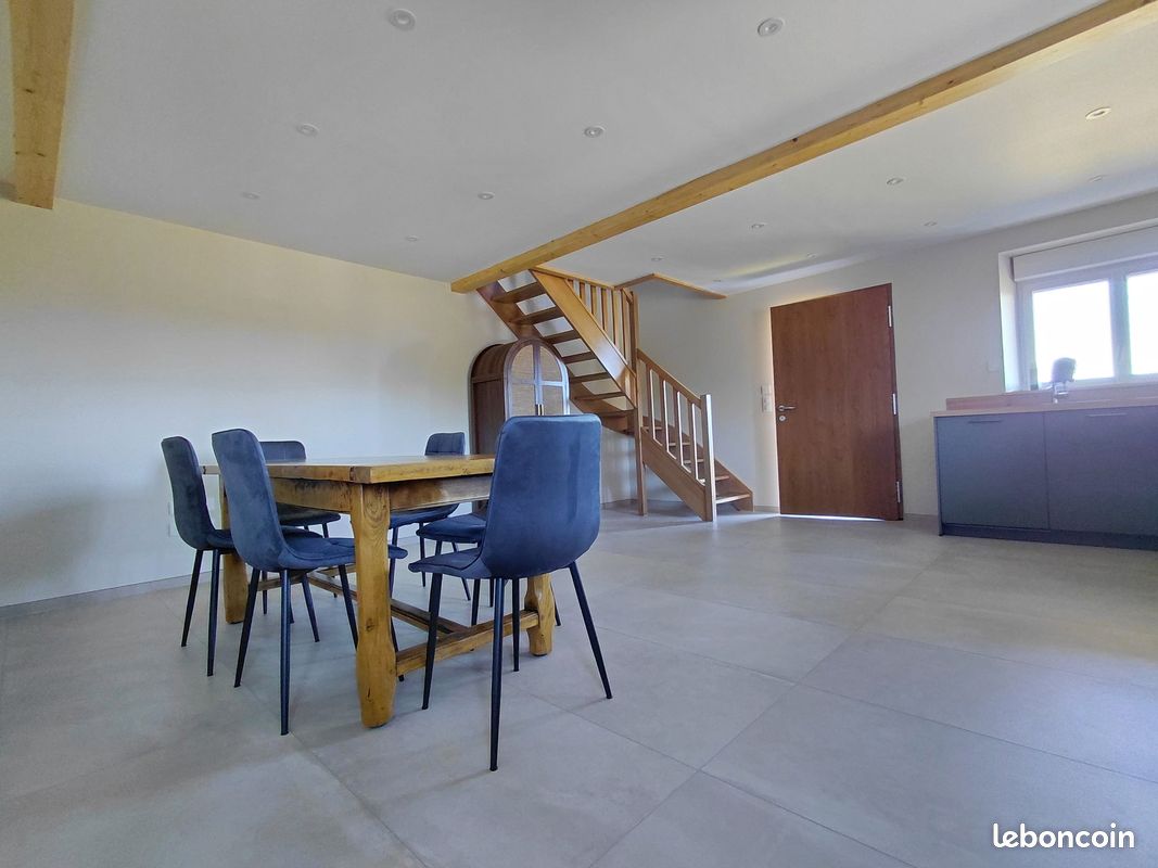 Appartement 42 pièces 83 m² · à Margencel · 83 m² · 1 600 €/mois
