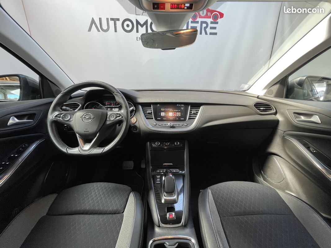 OPEL Grandland X 1.6 HYBRID 225 BVA8 ELITE (image 12)