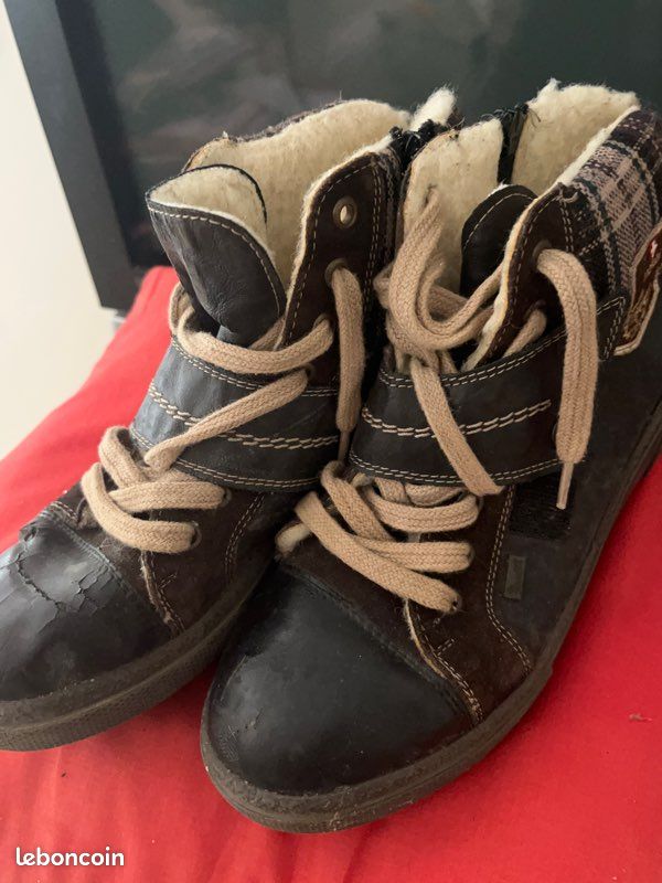 CHAUSSURES nombreuses (image 12)