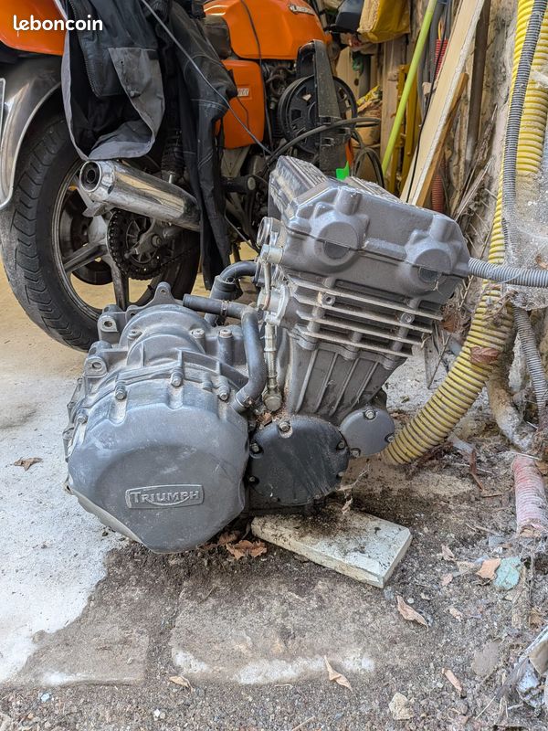Moteur Triumph Trophy 900 (image 2)