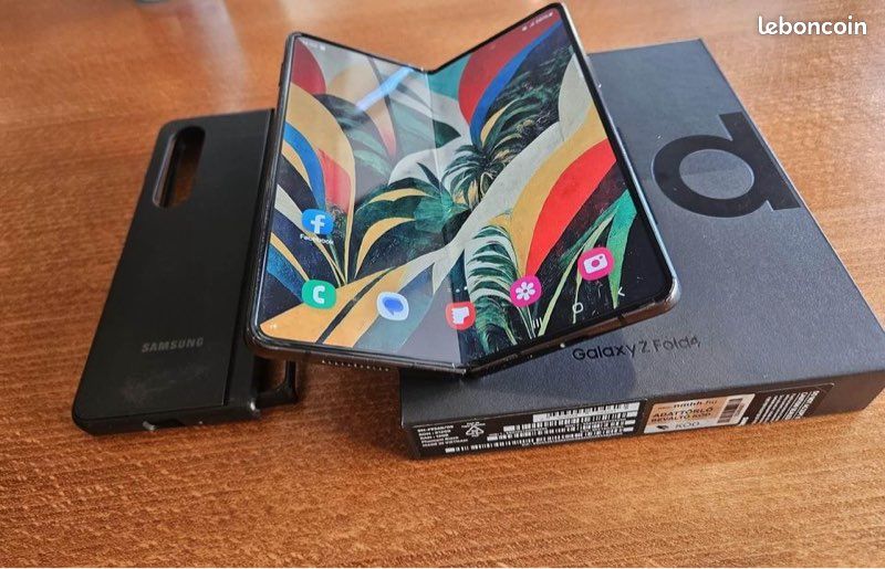 Samsung Galaxy Z Fold4 / 256 Go (image 4)