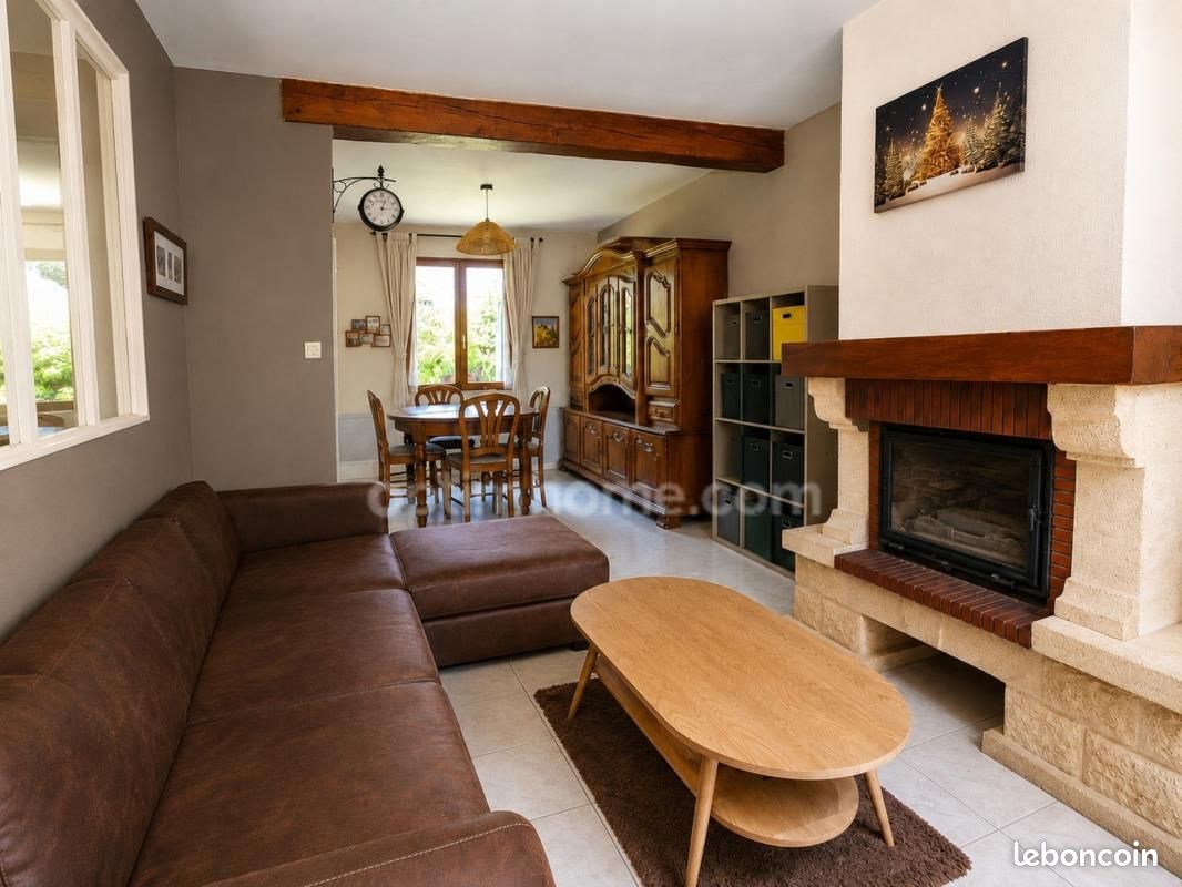 Maison 5 pièces 86 m² · à Fleury · 86 m² · 257 000 €