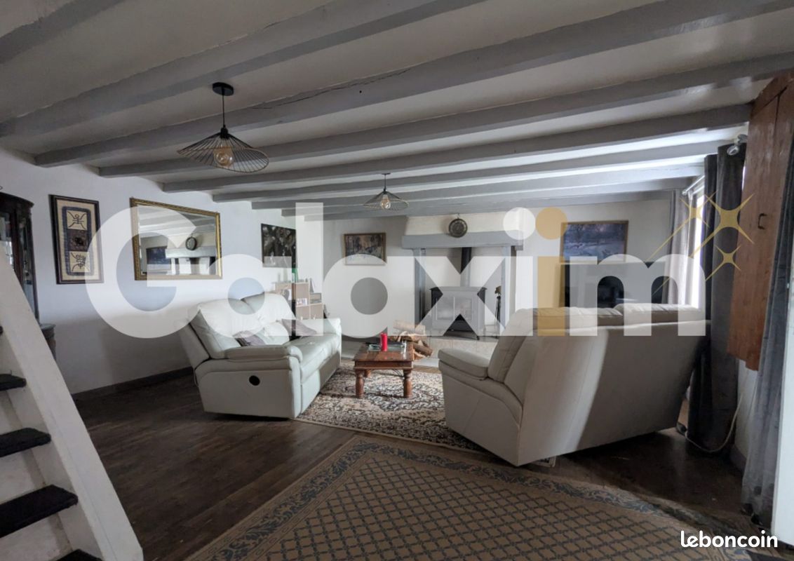 Maison 5 pièces 147 m² · à La Grée-Saint-Laurent · 147 m² · 158 000 €