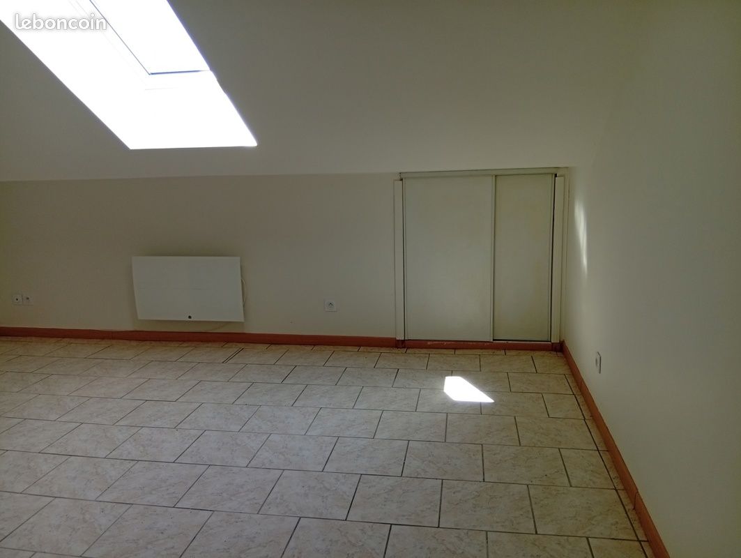 Appartement a louer vierzon - 2 pièce(s) - 47 m2 - Surfyn