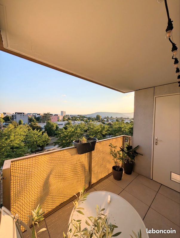 Appartement 3 pièces 62 m² · à Sathonay-Camp · 62,2 m² · 274 000 €