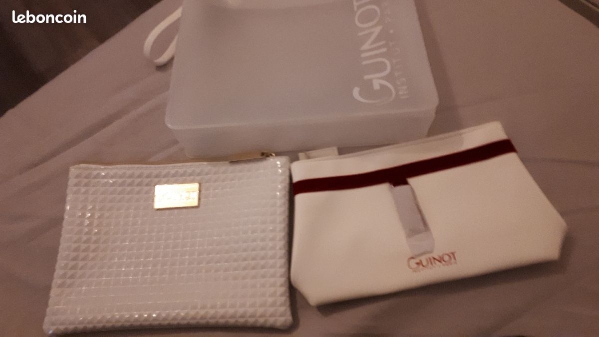 Pochette Institut Guinot neuves (image 1)