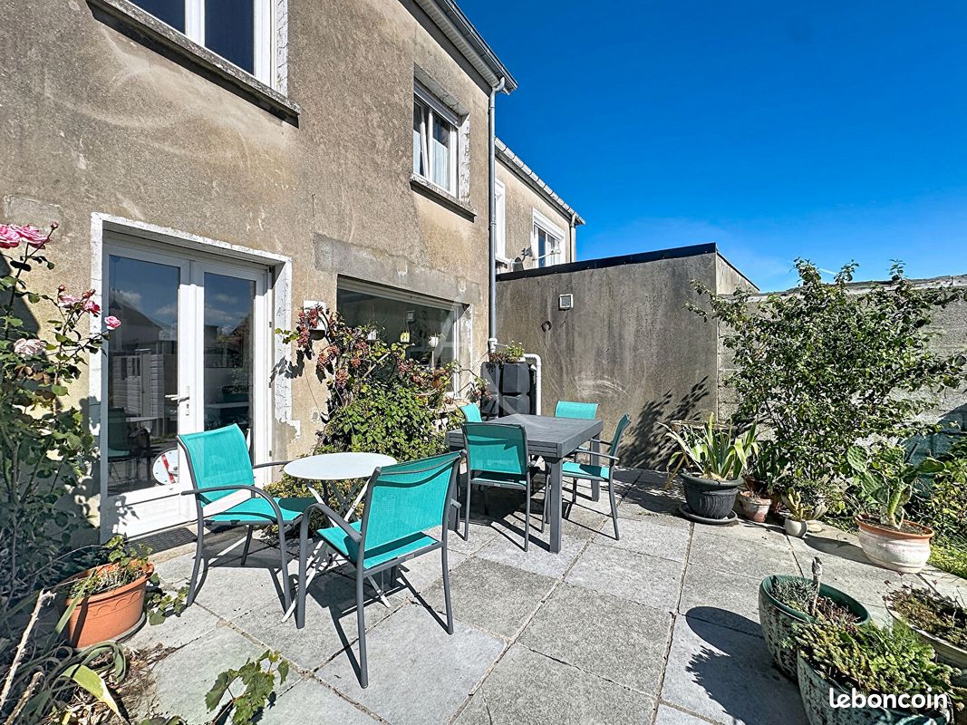 Maison 8 pièces 198 m² · à Annezin · 198 m² · 315 000 €