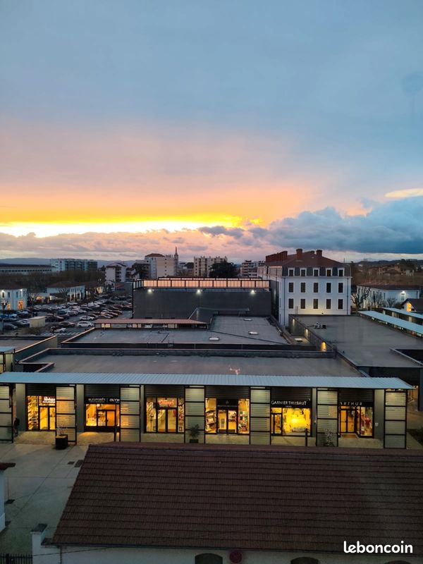 Appartement 4 pièces 98 m² · à Romans-sur-Isère · 98 m² · 1 200 €/mois