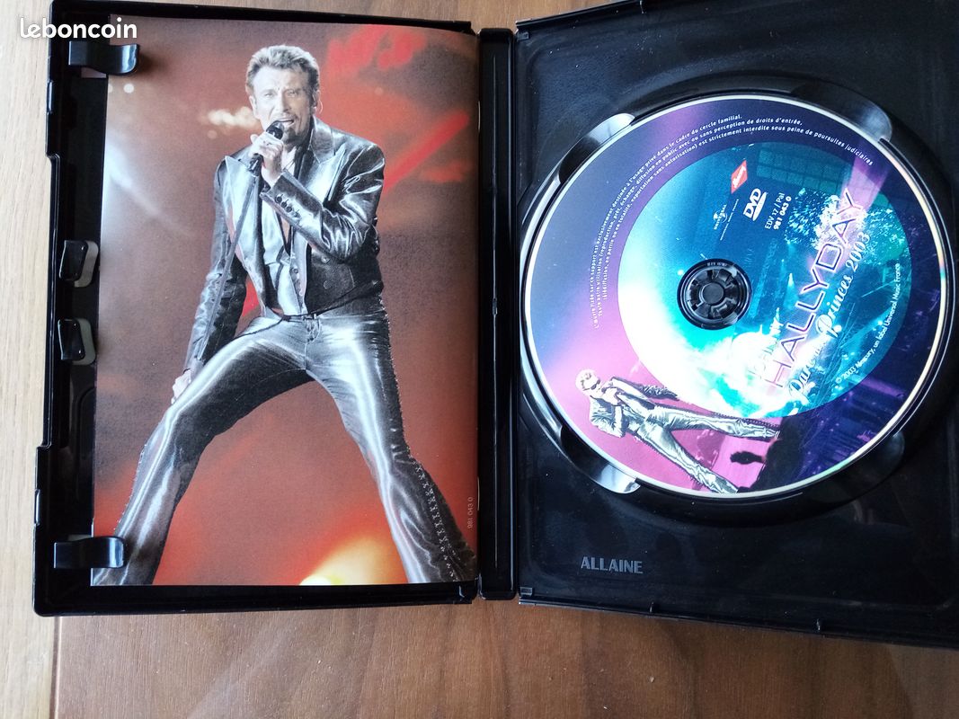 DVD Johnny Hallyday « Parc des Princes 2003” (image 3)