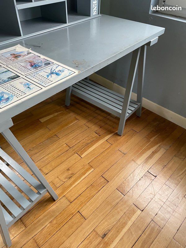 Bureau et chaise (image 3)