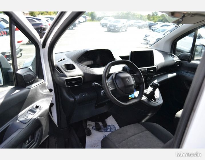 Peugeot PARTNER STANDARD 1000KG BLUEHDI 100CH S&S PREMIUM (image 6)