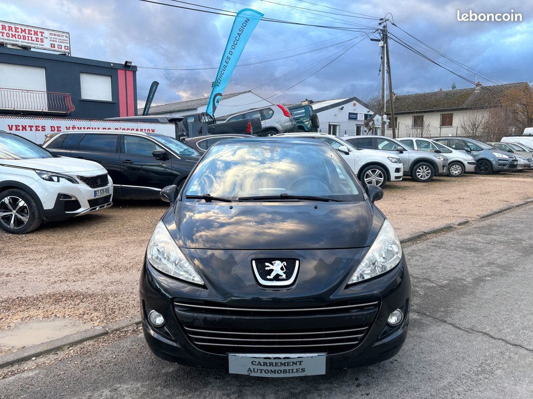 Peugeot 207 1.6 hdi90 premium 3p (image 5)