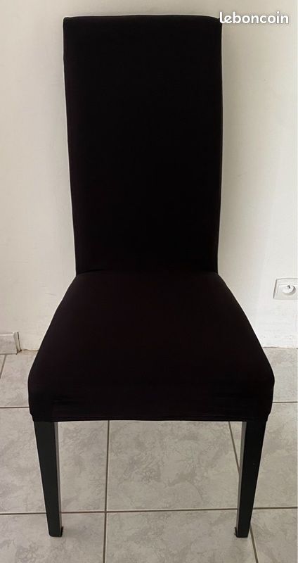 Chaises en similicuir et housses (image 2)