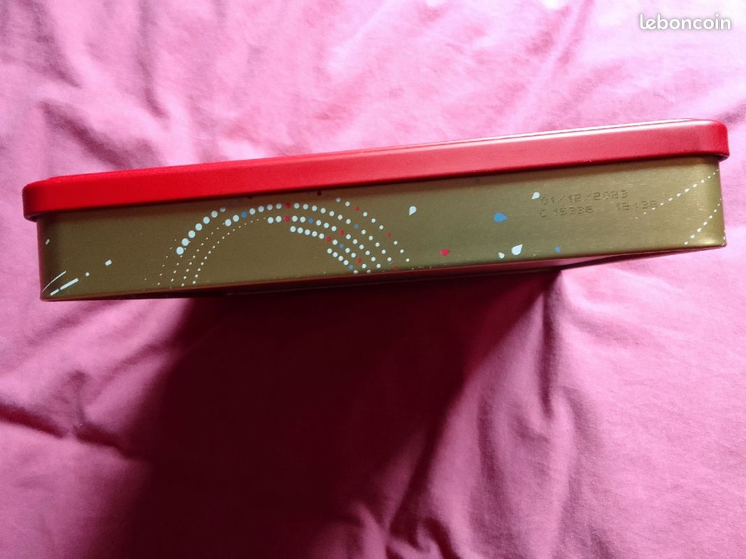 Boîte métallique rouge et dorée amovible (image 4)