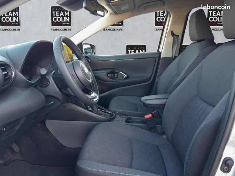 Toyota Yaris 116h Design 5p MY25 (image 9)
