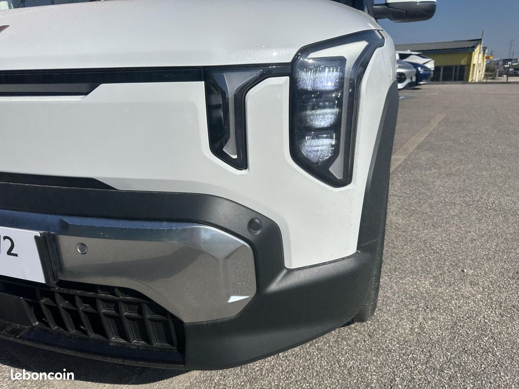 KIA EV2 107,8 kW (145 ch) Autonomie Standard 42.2 kWh Earth (image 25)