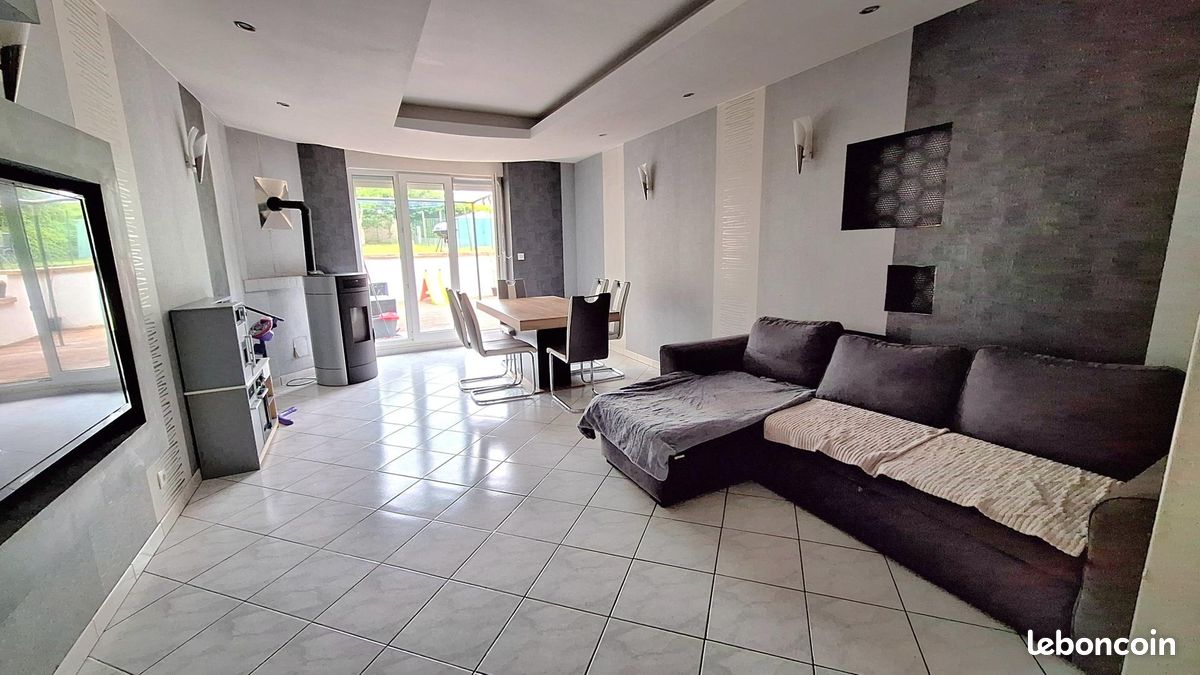 Maison 4 pièces 103 m² (image 1)