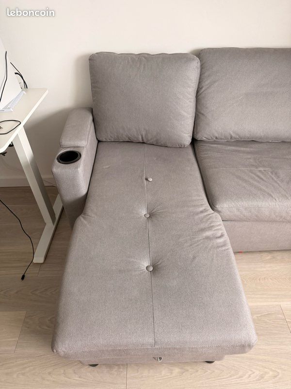 Canapé d'angle convertible gris – Très bon état – Avec coffre et porte-gobelets (image 2)