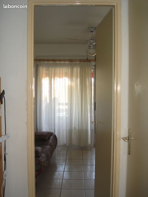 Appart climatise 4 pers avec piscine (image 6)