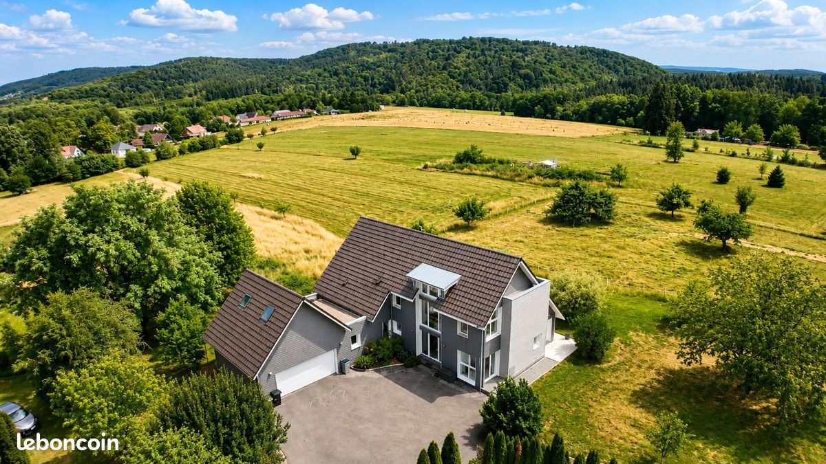 Maison 7 pièces 196 m² · à Chenebier · 196 m² · 399 000 €