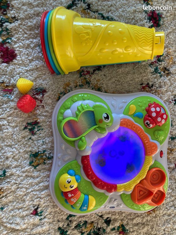 Table d’activités bébé colorée sonore et lumineuse chicco (image 6)