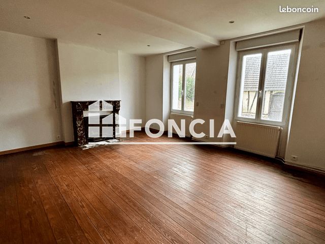 À Vendre – Spacieuse Maison de 118 m² avec 200 m² de dépendances (image 3)