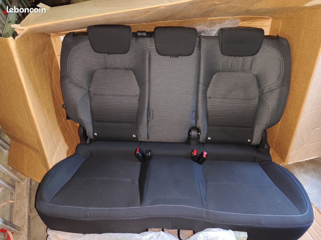 Renault Captur 2 - Banquette arrière (image 1)