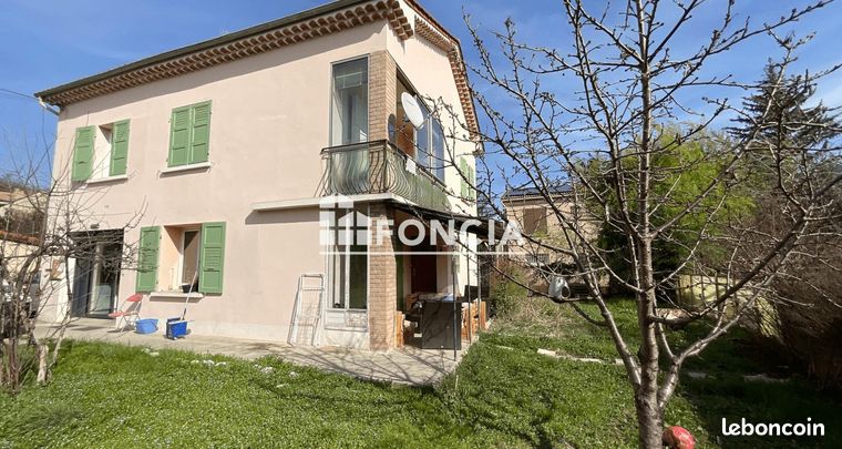 Maison 6 pièces 130 m²