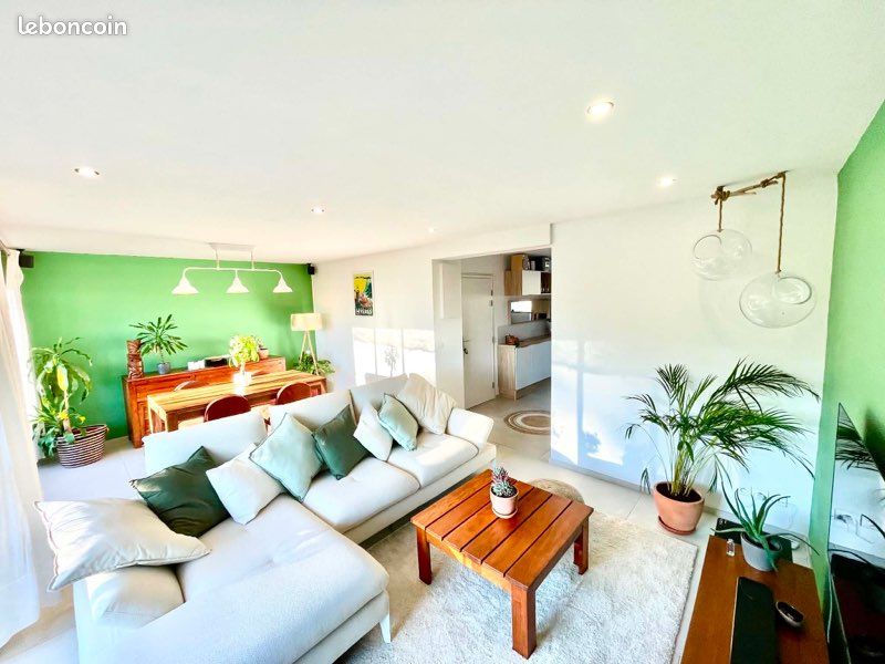 Appartement 3 pièces 72 m² · à Hyères · 72 m² · 1 250 €