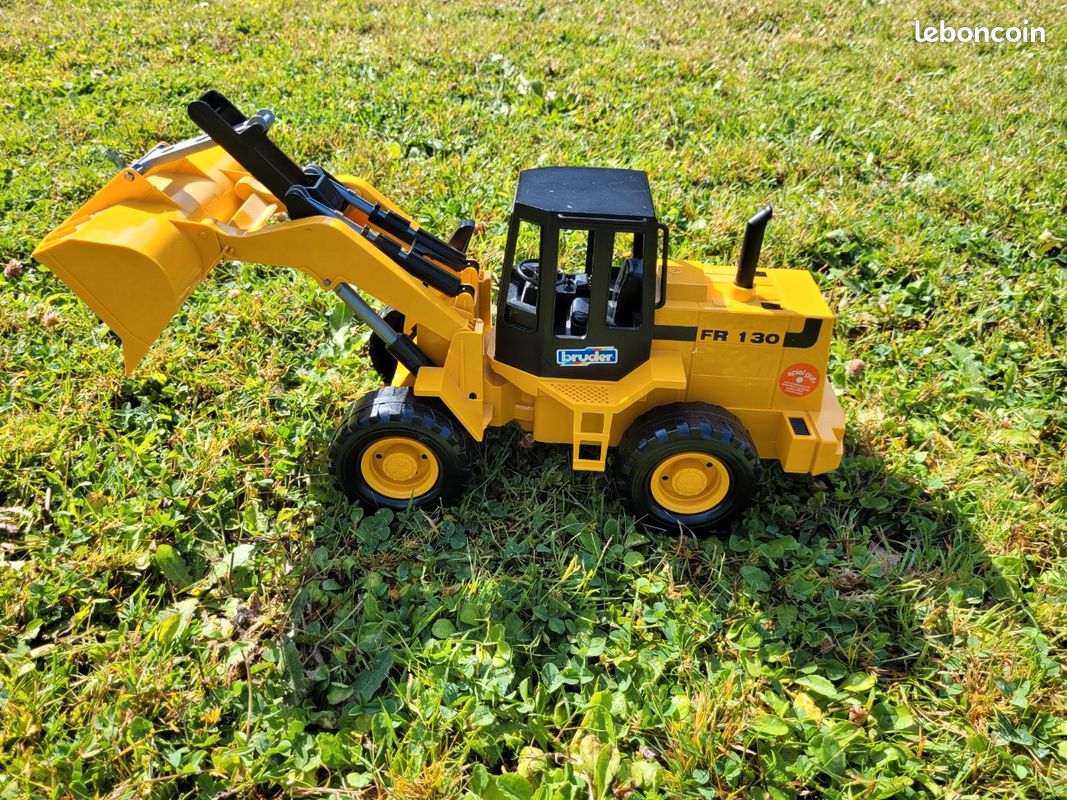Chargeur / bulldozer Bruder (image 4)