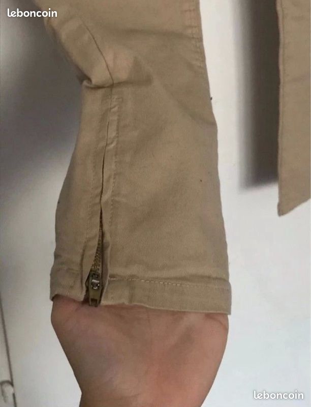 Pantalon neuf sans etiquette Zara (image 6)