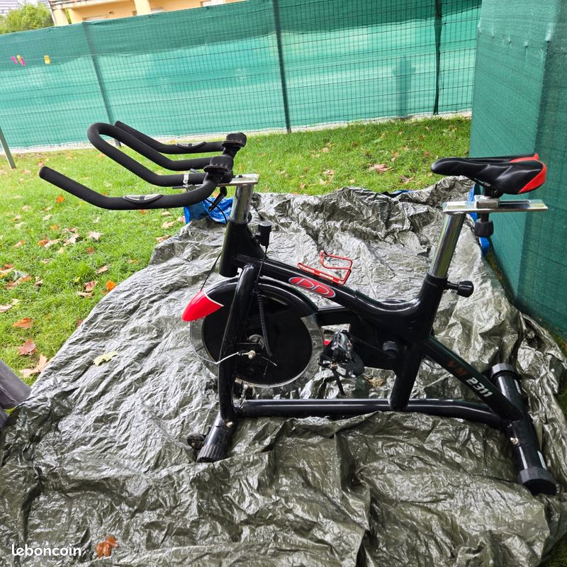 Vélo appartement (image 4)