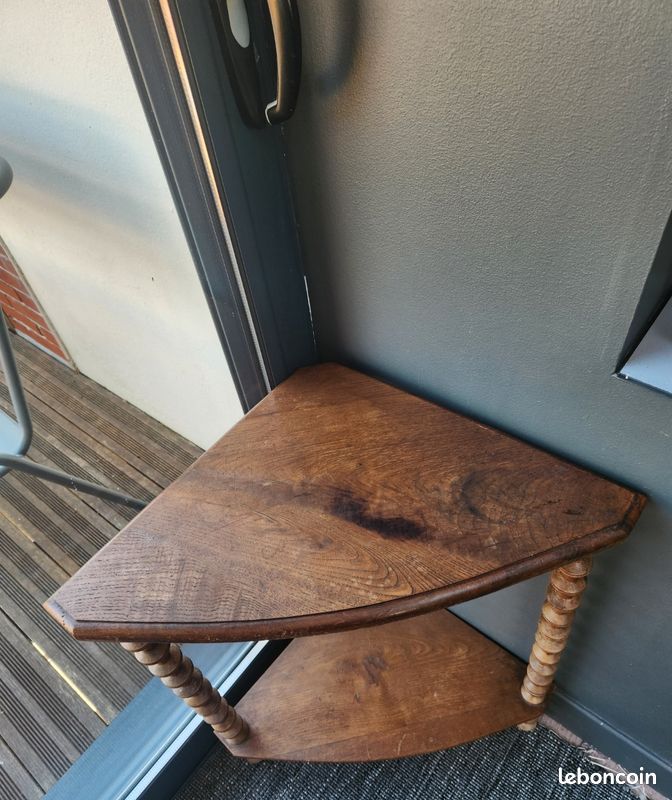 Étagère d'angle en bois tourné : vintage (image 2)