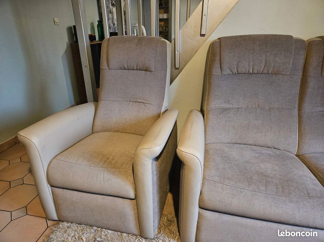 Canapé 2.5 places plus deux fauteuils Maestri modèle Palma (image 2)