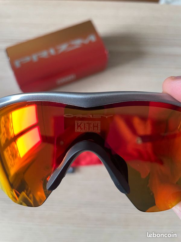 Lunettes Oakley x Kith M2 Frame XL (image 2)