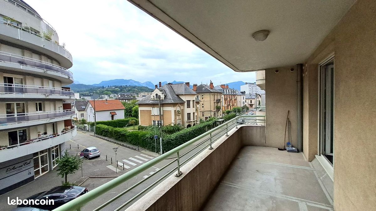 Appartement 3 pièces 66 m² · à Chambéry · 66 m² · 925 €