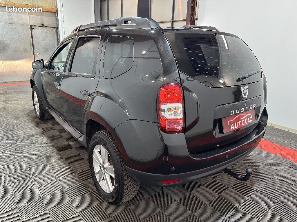 Dacia Duster 1.5 dCi 110 4x4 Lauréate +ATTELAGE (image 6)