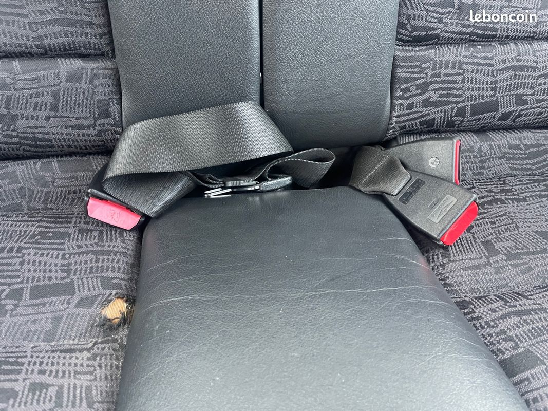BMW Série 3 E36 COMPACT TI 2.5 170Ch bvm 5 rapports - Pont court Autobloquant - CT ok - Garantie 12 mois (image 18)