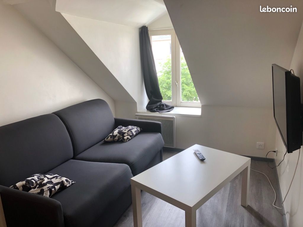 Appartement 1 pièce 14 m² · à Beaugency · 14 m² · 429 €