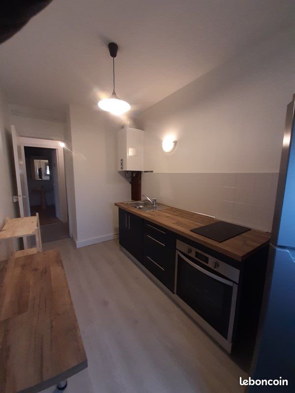 Appartement 1 pièce 37 m² · à Poitiers · 37 m² · 550 €/mois