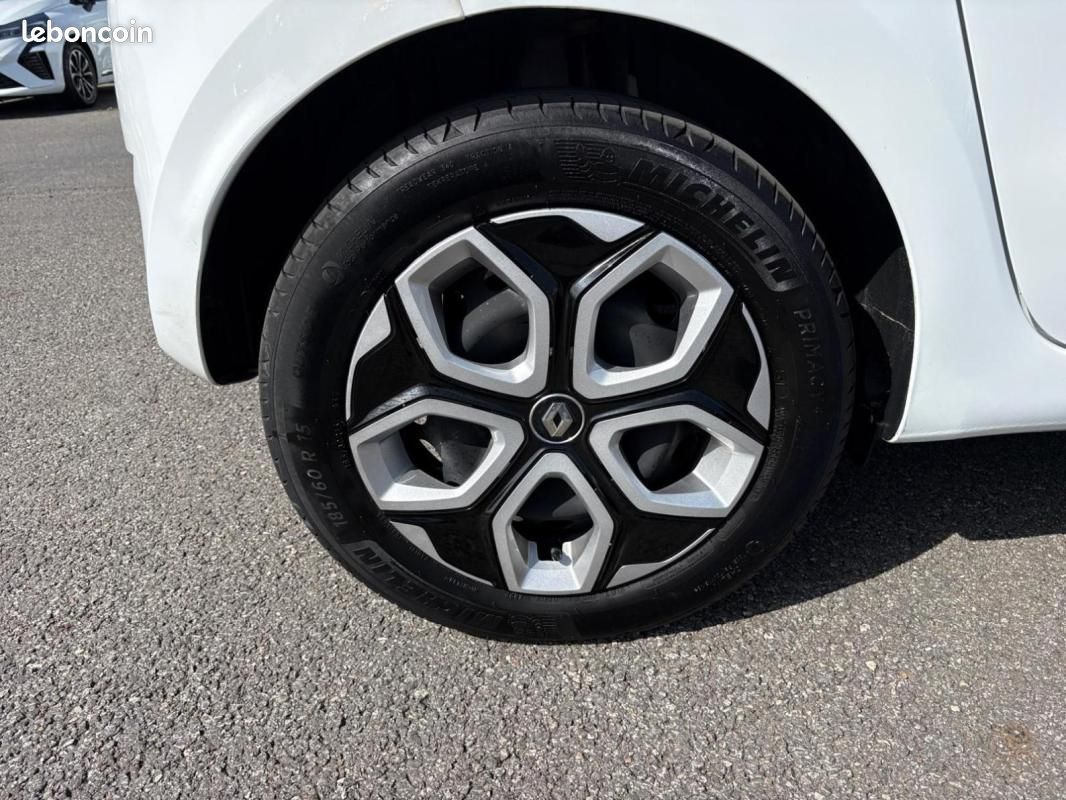 Renault Twingo E-TECH ELECTRIQUE III Equilibre (image 23)