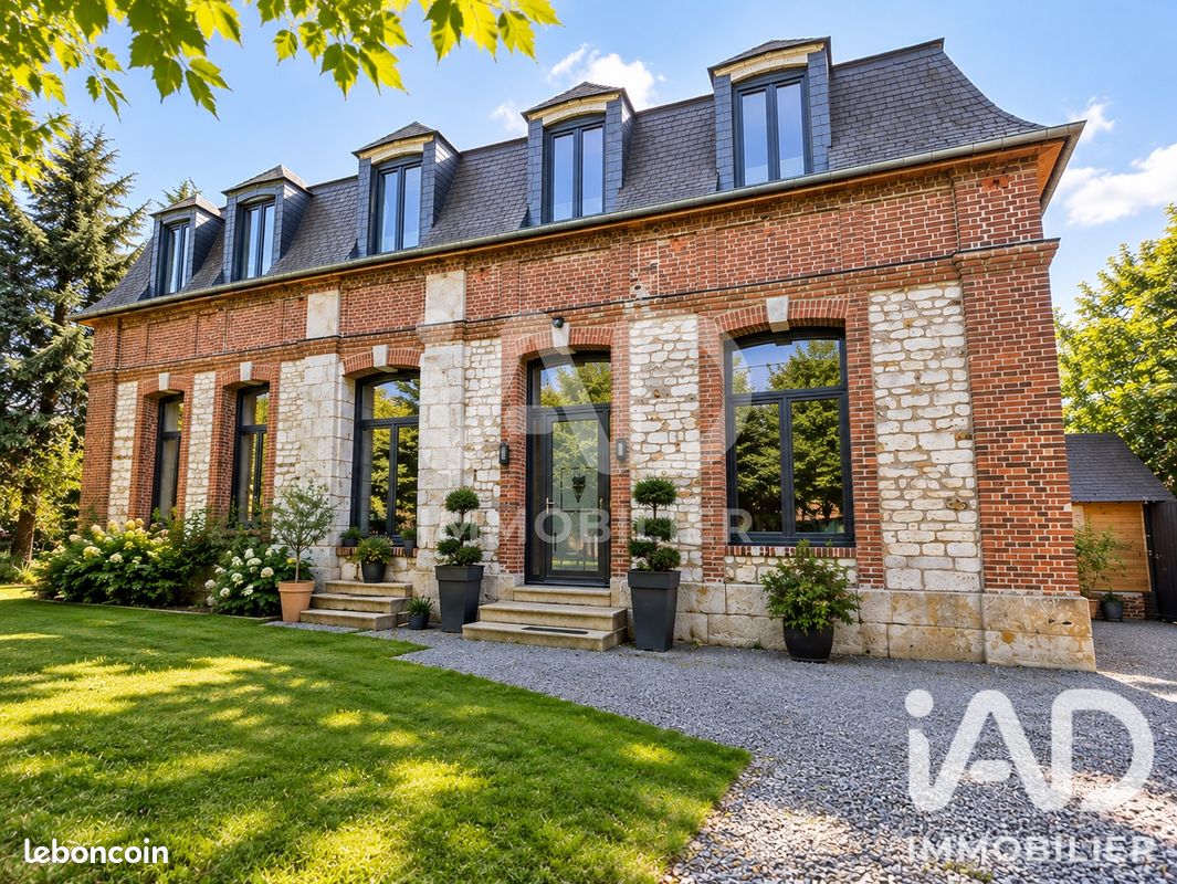 Maison 6 pièces 186 m² · à Grand Bourgtheroulde · 186 m² · 495 000 €
