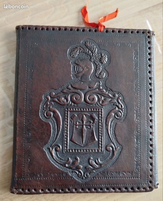 Portefeuille Ancien Pour Mouches Et Leaders - Pêche à La Mouche - Cuir - Occasion