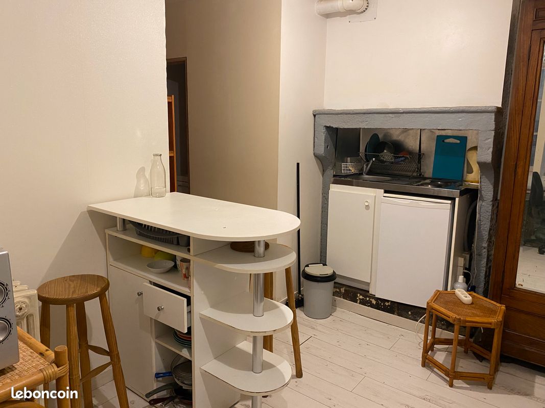 Appartement 1 pièce 14 m² · à Clermont-Ferrand · 14 m² · 384 €/mois