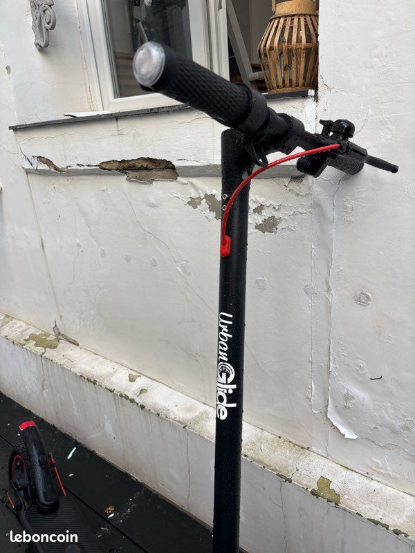 Urban Glide Trotinette Électrique URBANGLIDE Ride 85 Lite – Moteur 400W – Idéale Pour La Ville Et Les Balades