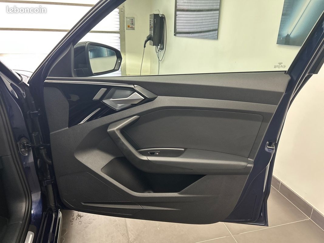 AUDI A1 Sportback 30 TFSI 116 ch S tronic 7 S Line Plus (image 28)